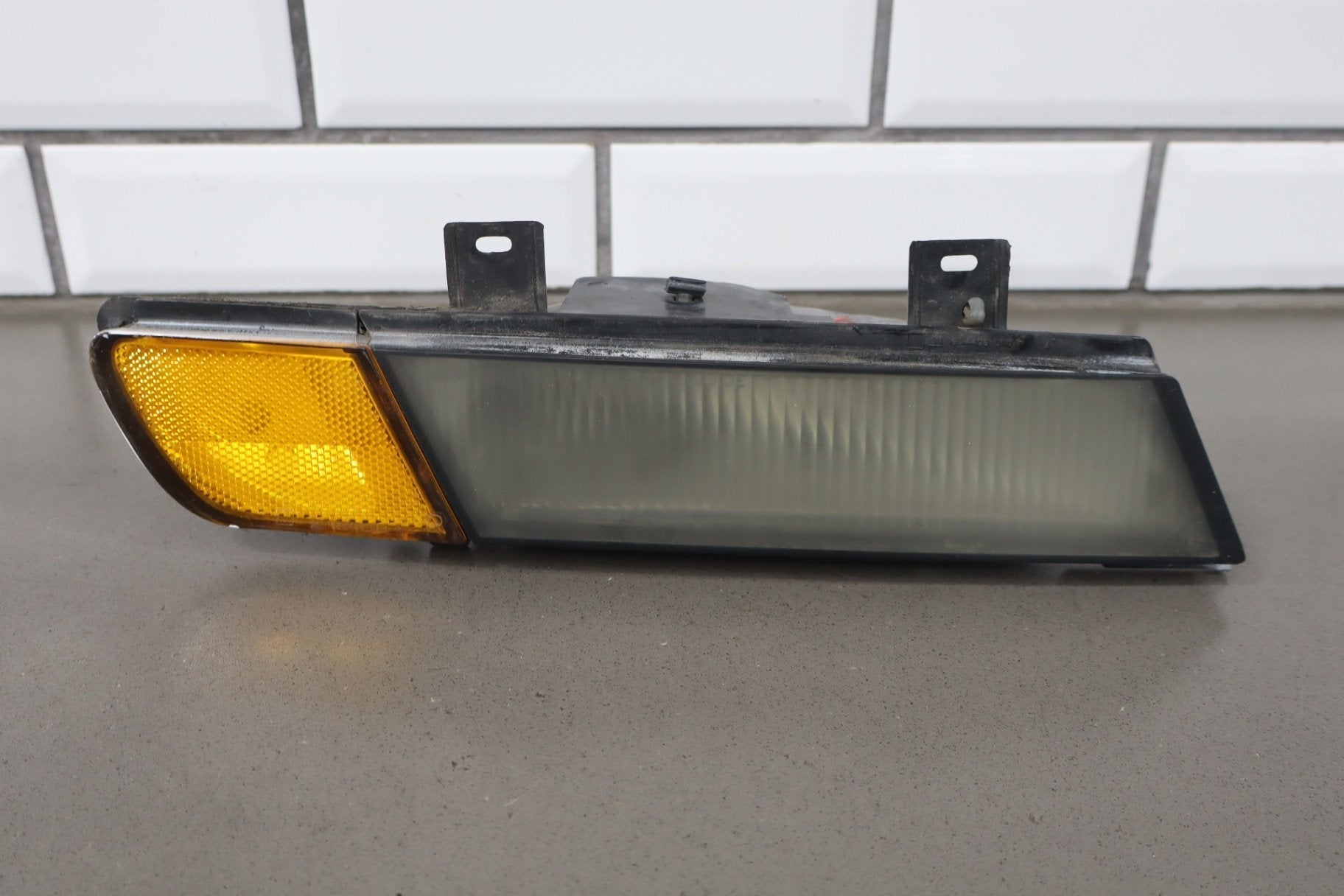 1995 Chevrolet Corvette Right Front Lamp 05975794 OEM