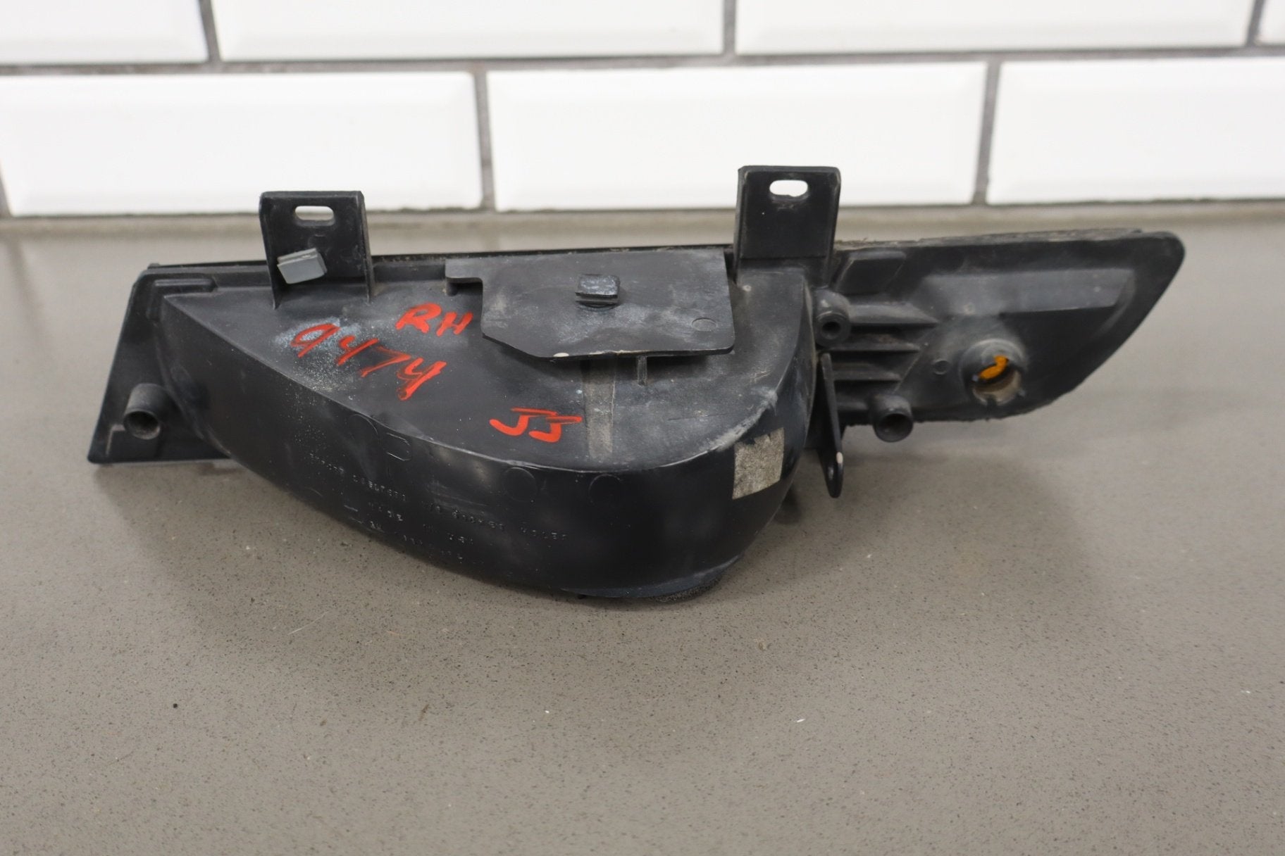 1995 Chevrolet Corvette Right Front Lamp 05975794 OEM
