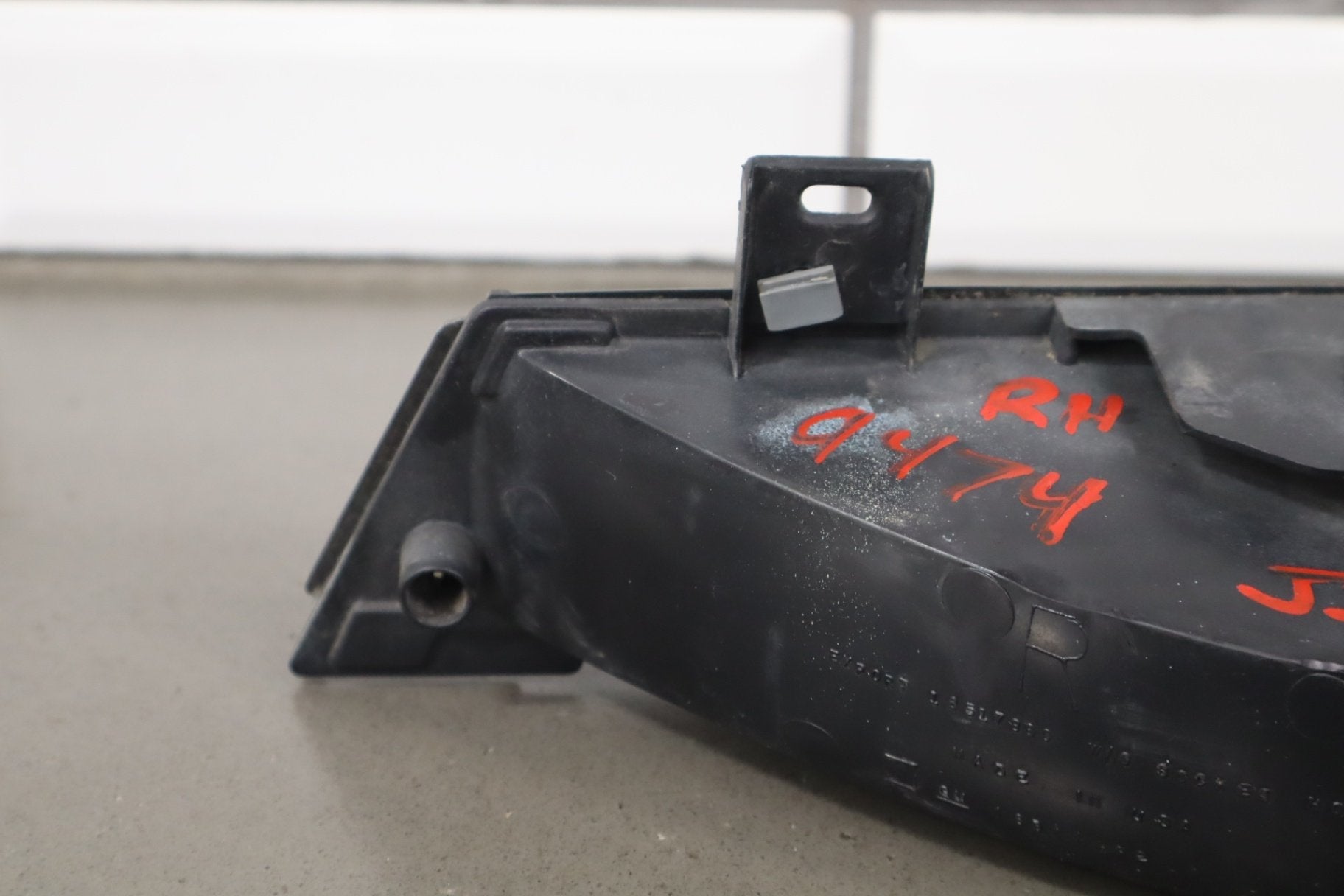 1995 Chevrolet Corvette Right Front Lamp 05975794 OEM
