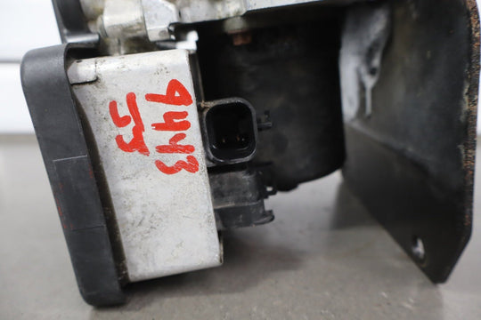 1995 Chevrolet Suburban 2500 ABS Brake Unit OEM