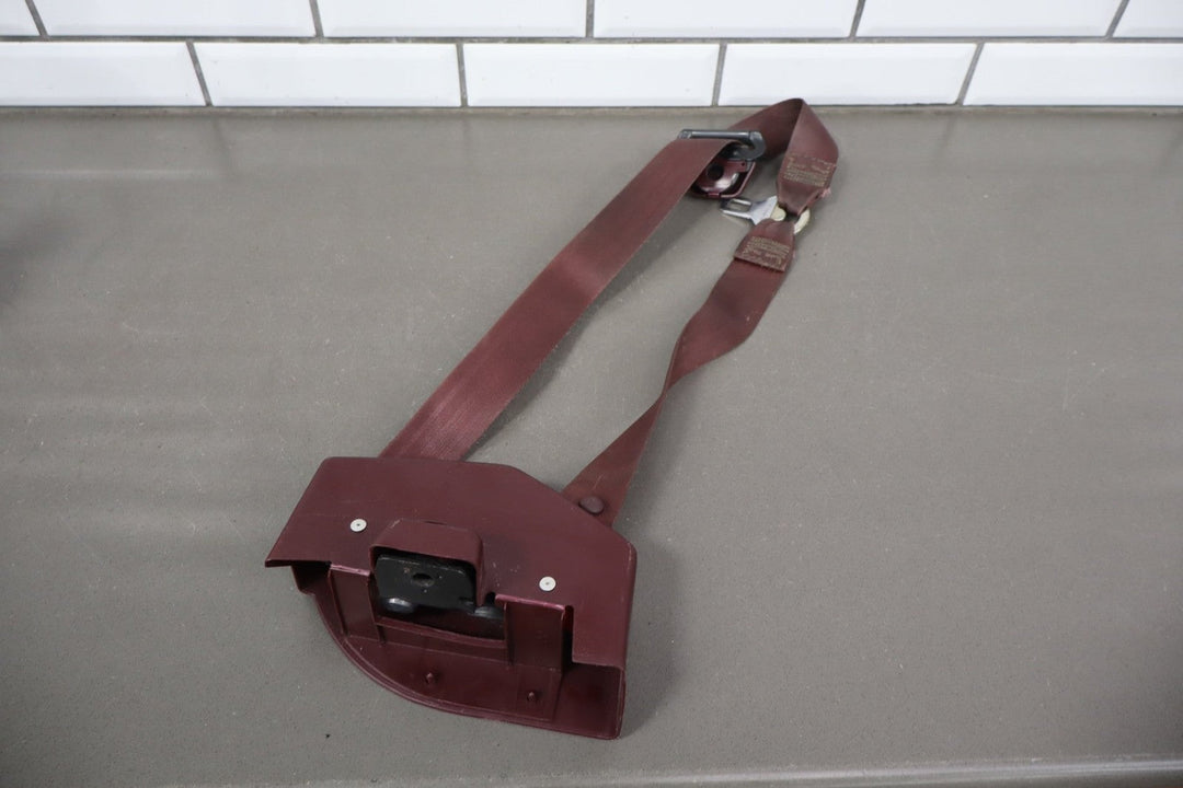 1995 Chevrolet Suburban 2500 Left Front Seat Belt 79d