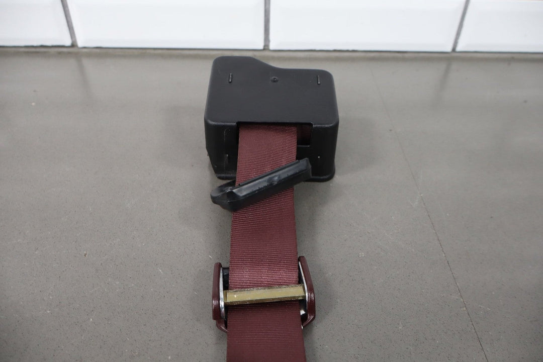 1995 Chevrolet Suburban 2500 Left Rear Seat Belt 79d