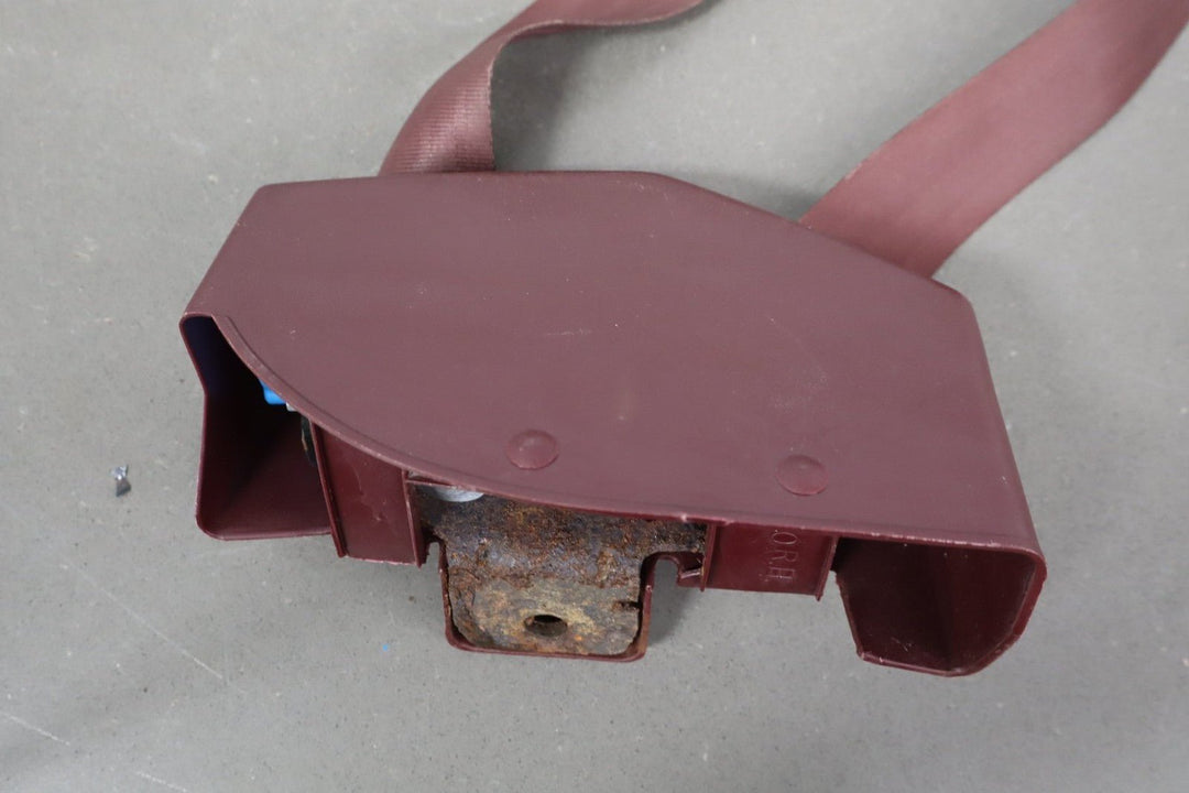1995 Chevrolet Suburban 2500 Right Front Seat Belt 79d