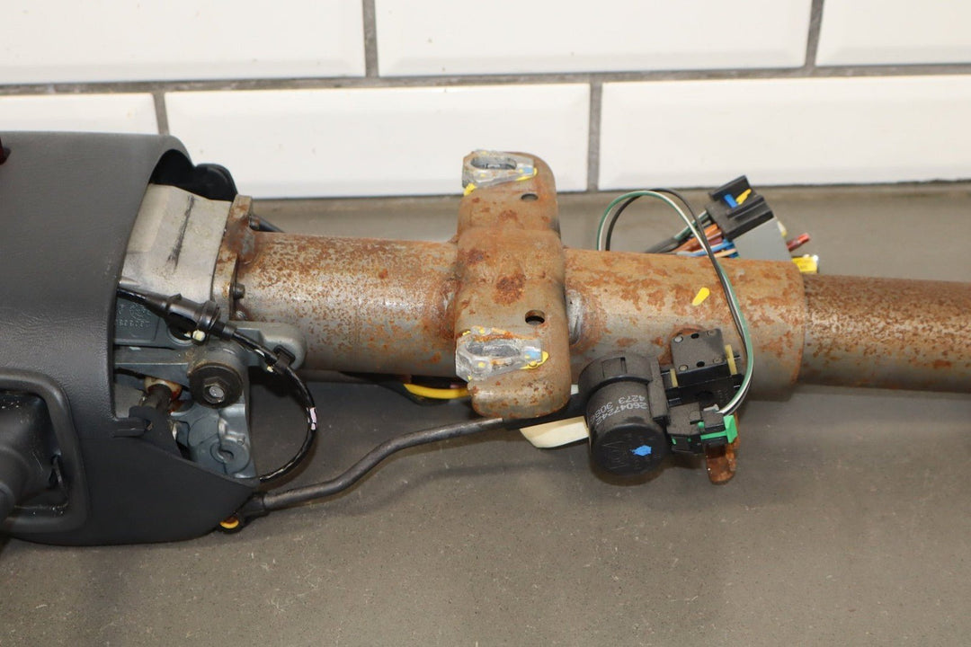 1995 Chevrolet Suburban 2500 Steering Column