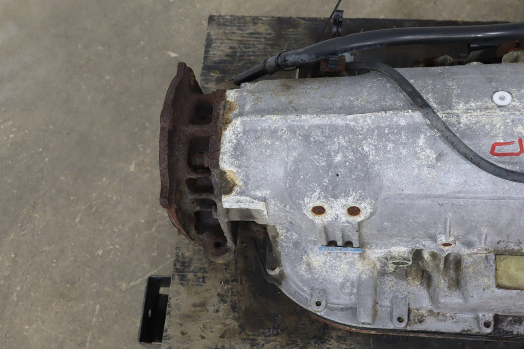 1995 Chevrolet Suburban 4WD 7.4 L Automatic Transmission MT1