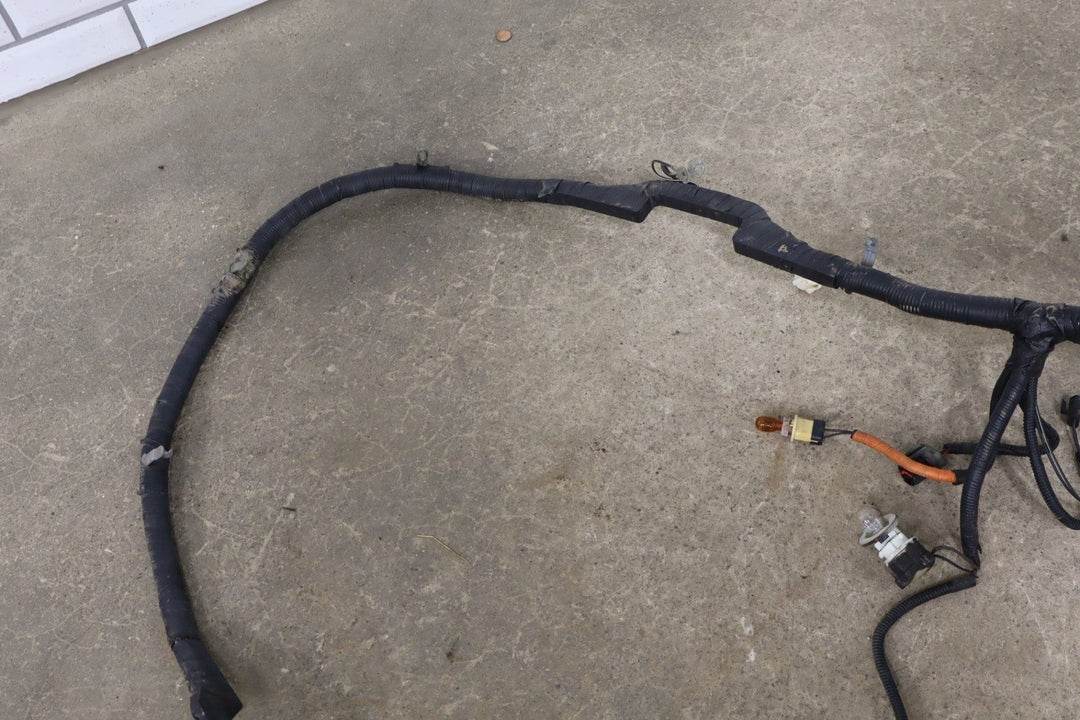 1995 Ford F - 150 5L Gasoline Engine Fuse Box