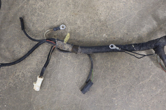 1995 Ford F - 150 5L Gasoline Engine Fuse Box