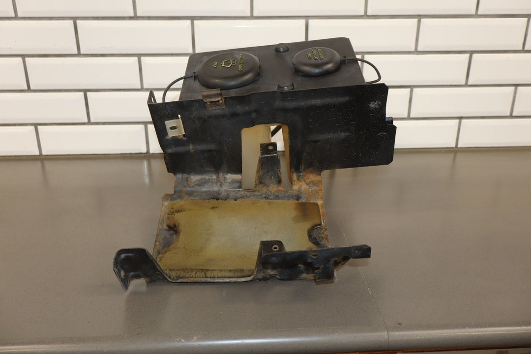 1995 Ford F - 150 OBS 5.0L V8 Coolant / Washer Bottle Reservoir OEM