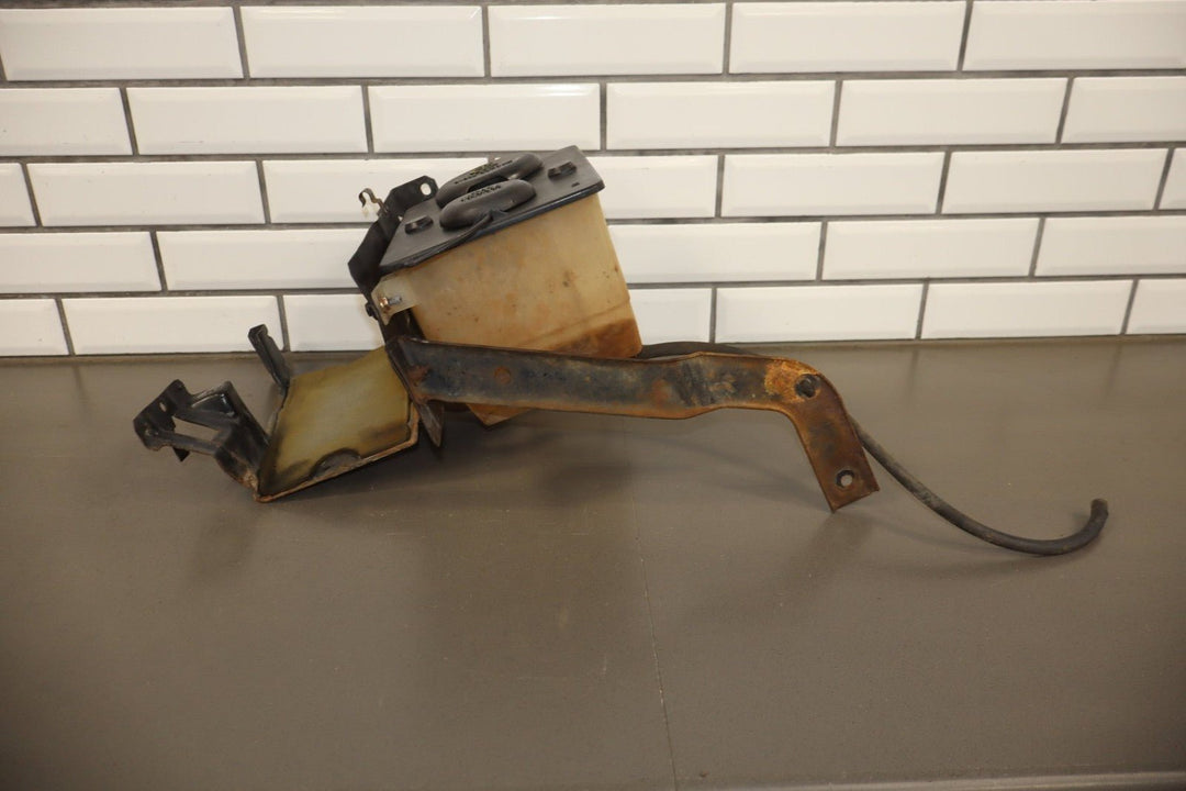1995 Ford F - 150 OBS 5.0L V8 Coolant / Washer Bottle Reservoir OEM