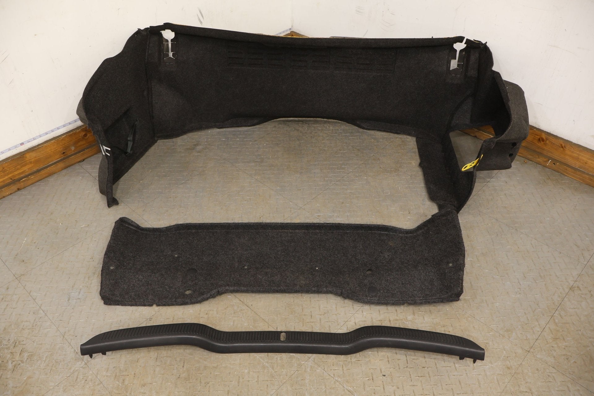1995 LEXSC- Front Carpet