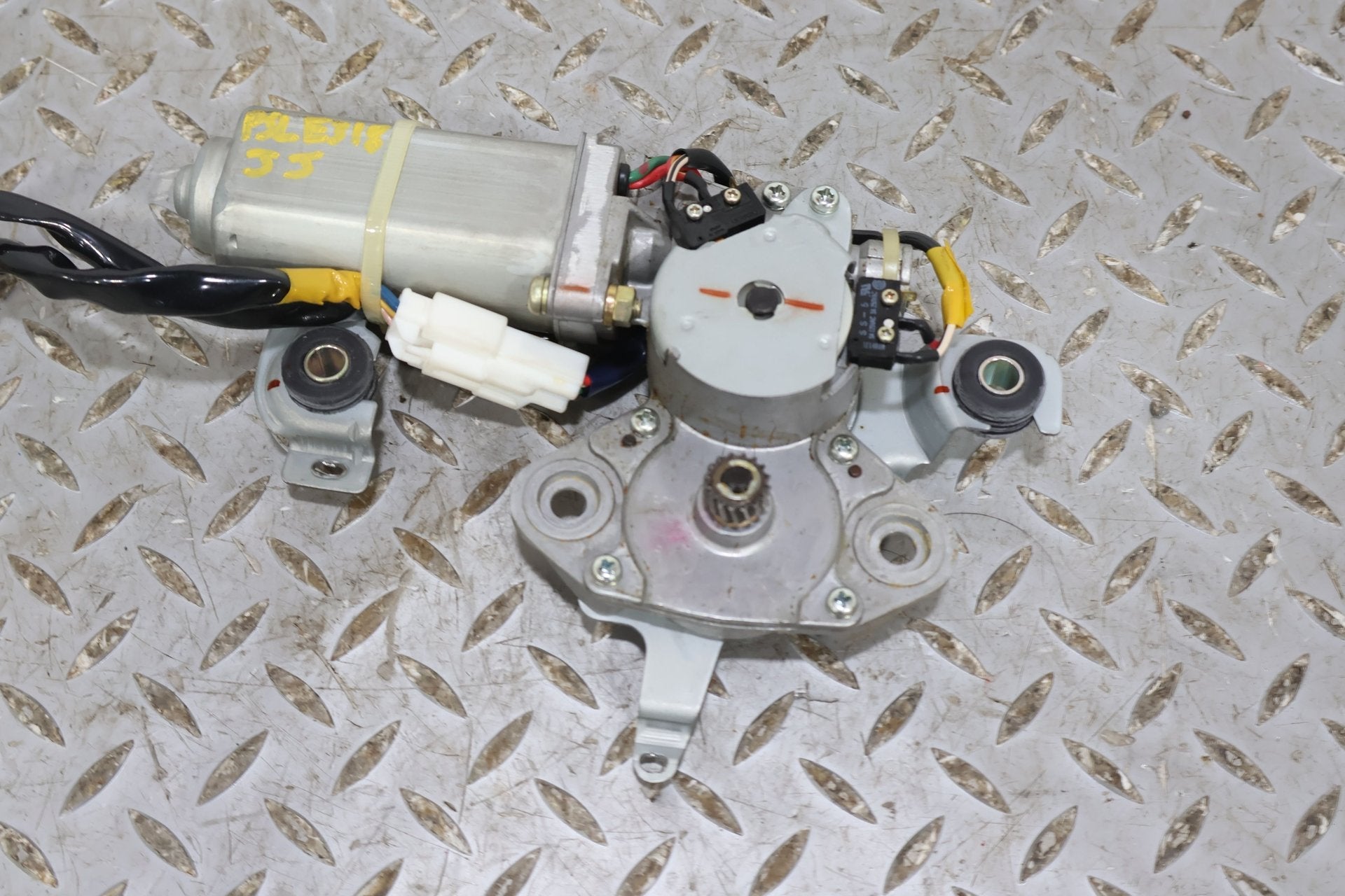 1995 LEXSC- Sunroof Motor