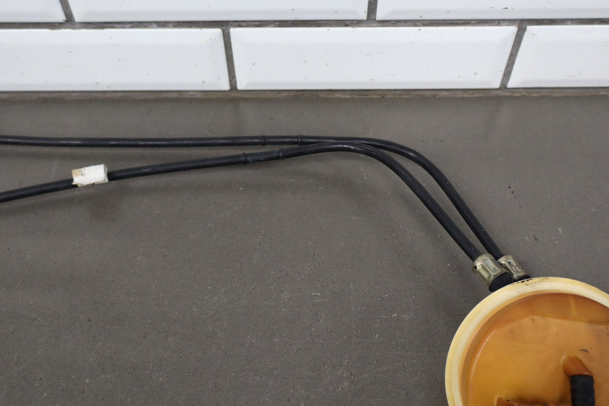 1996-02 BMW Z3 Fuel Pump W/ Sending Unit OEM