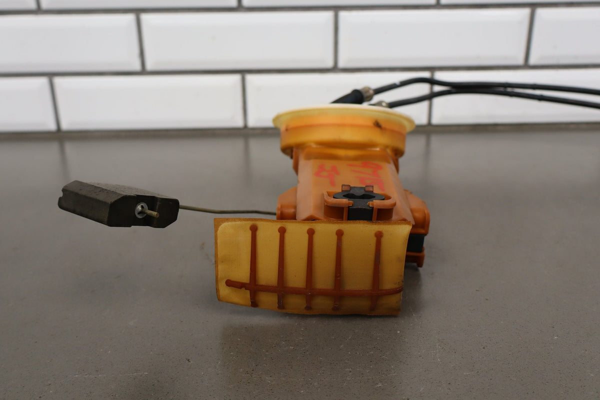 1996-02 BMW Z3 Fuel Pump W/ Sending Unit OEM