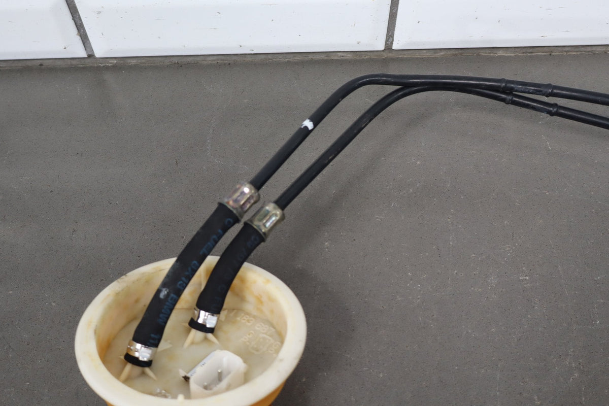 1996-02 BMW Z3 Fuel Pump W/ Sending Unit OEM