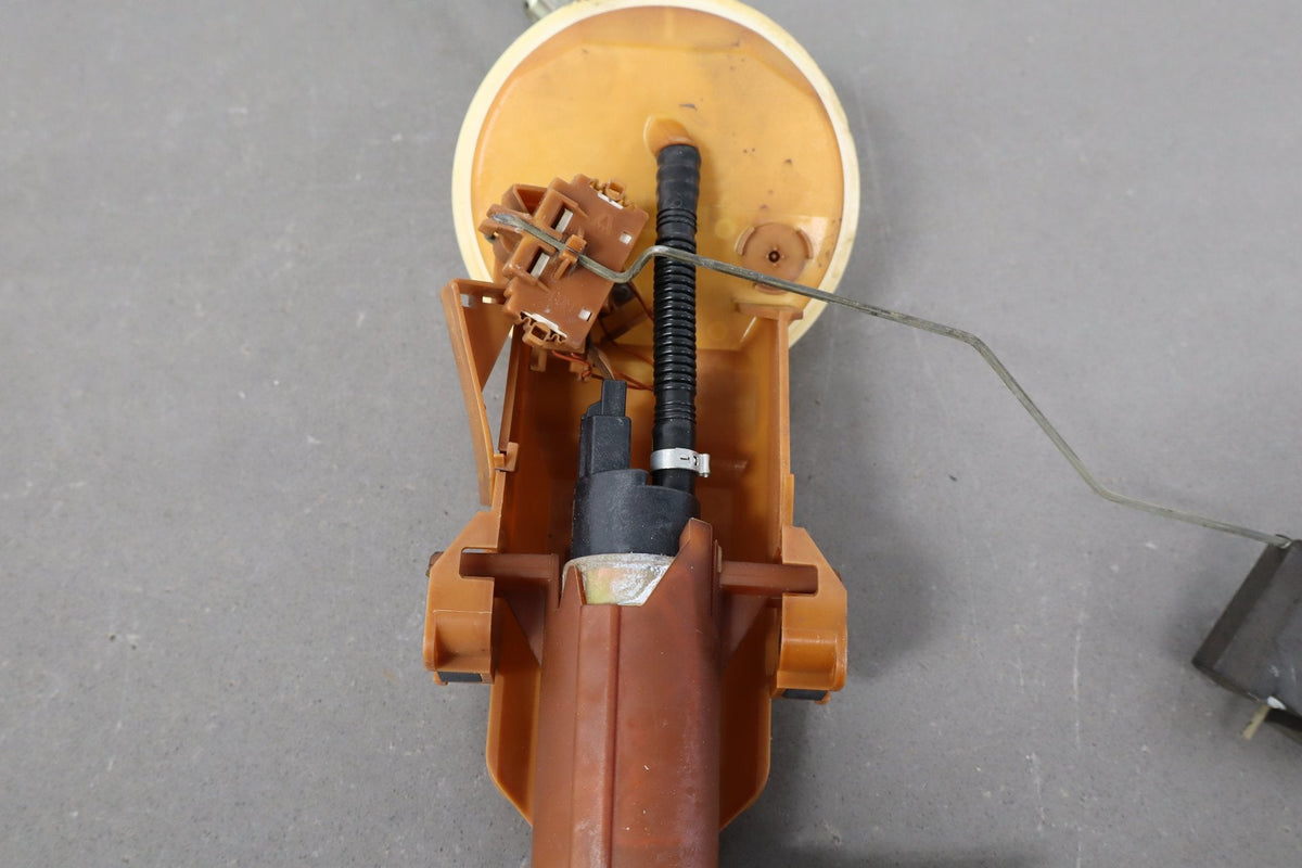 1996-02 BMW Z3 Fuel Pump W/ Sending Unit OEM