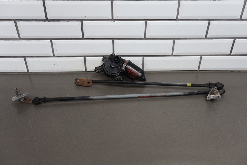 1996-1997 Lexus LX450 Front Wiper Motor 8511060141 OEM