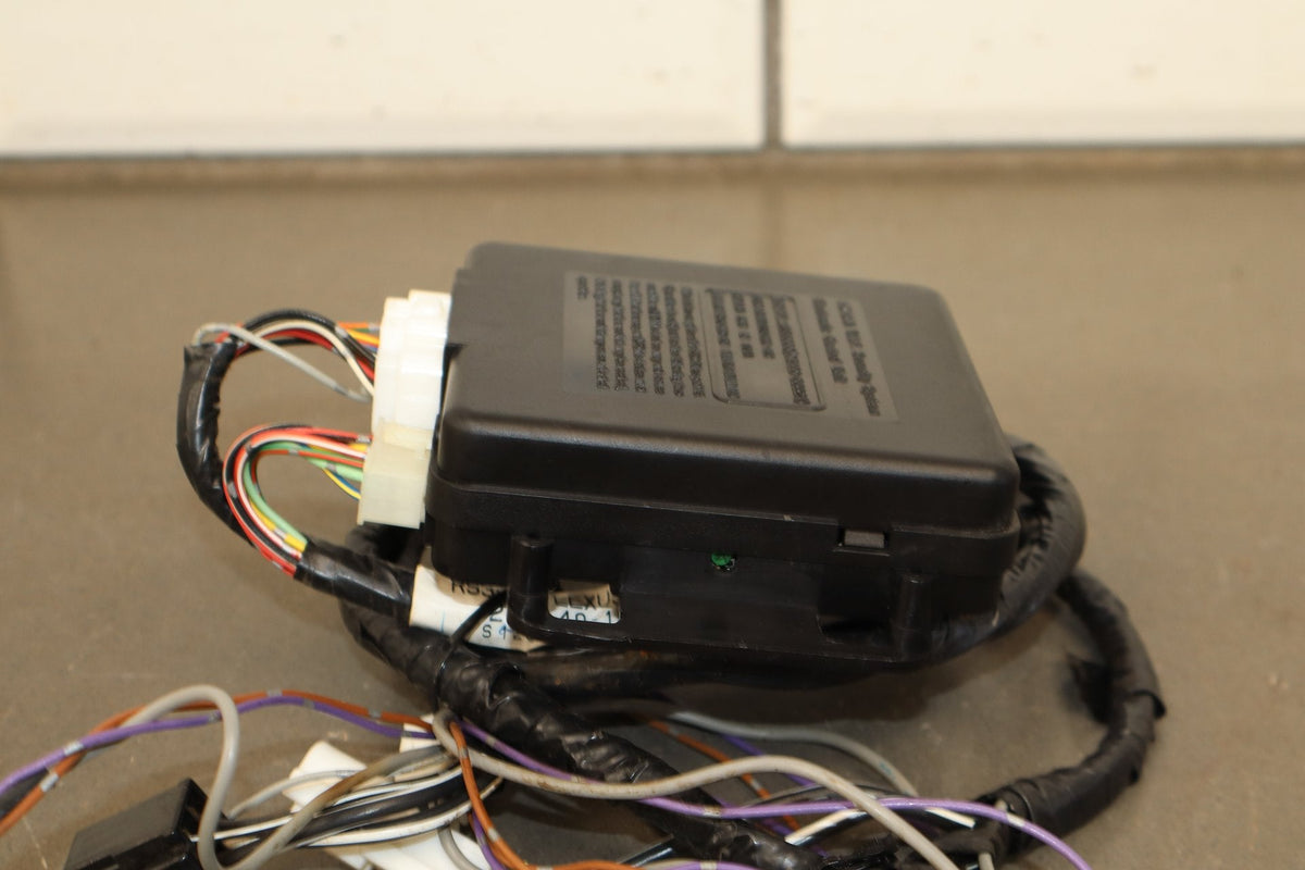 1996-1997 Lexus LX450 J80 - Chassis Computer