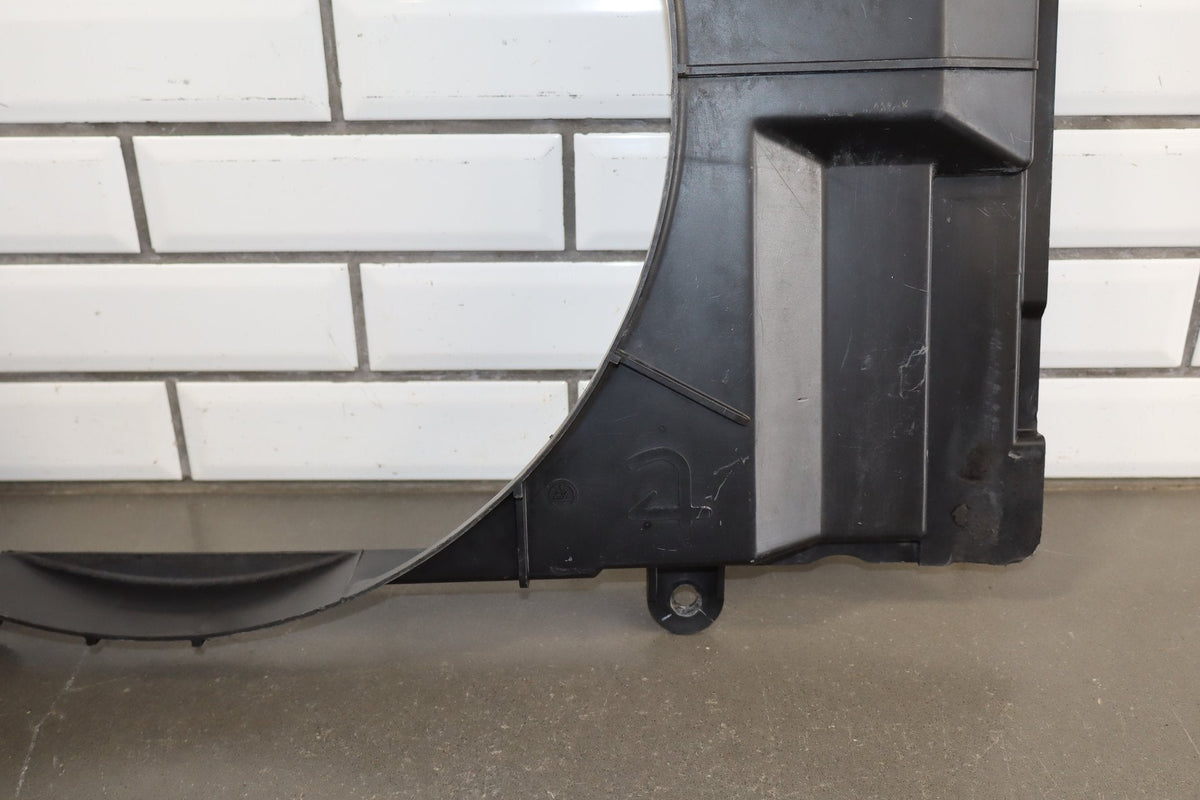 1996-1997 Lexus LX450 J80 - Fan Shroud