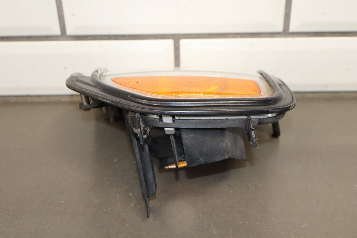 1996-1997 Lexus LX450 Left Front Lamp 8161060110 OEM