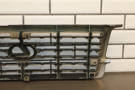 1996-1997 Lexus LX450 Radiator Grille