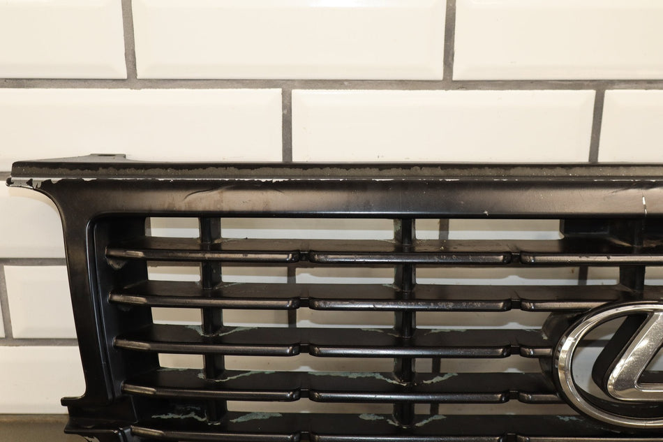 1996-1997 Lexus LX450 Radiator Grille