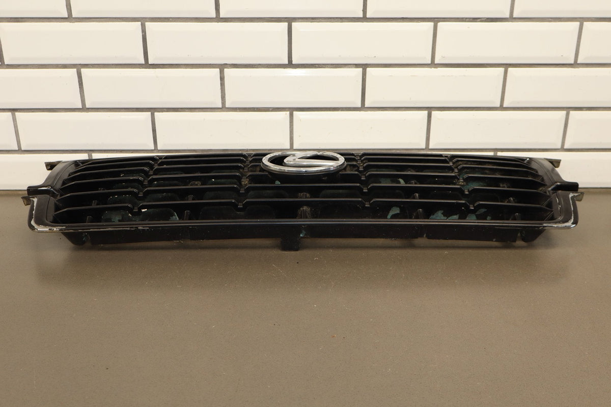 1996-1997 Lexus LX450 Radiator Grille