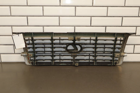 1996-1997 Lexus LX450 Radiator Grille