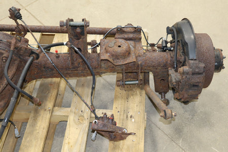 1996-1997 Lexus LX450 Rear Axle Assembly 4211060961 OEM