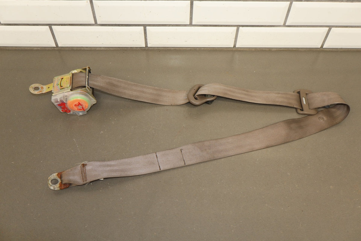 1996-1997 Lexus LX450 Right Front Seat Belt Oak LC43