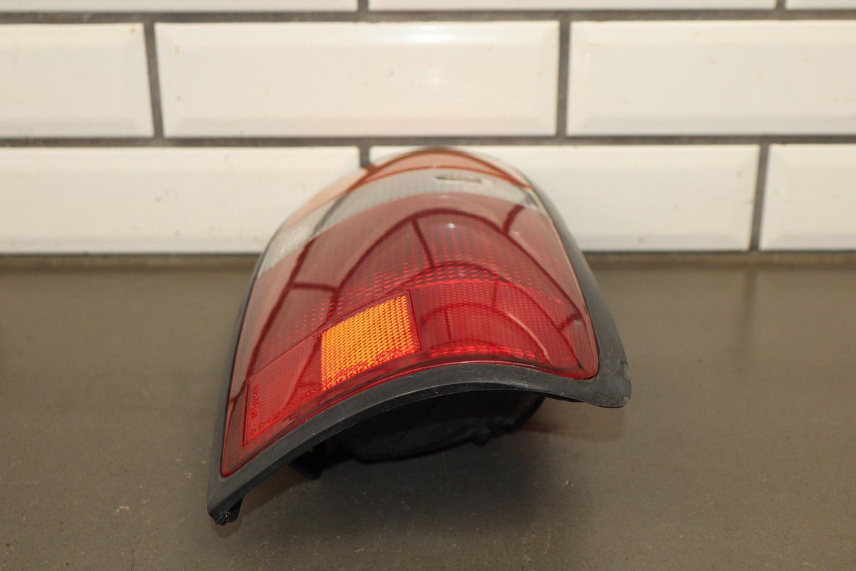 1996-1997 Lexus LX450 Right Tail Light 8155060320 OEM