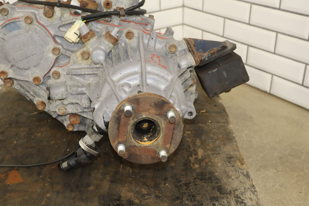 1996-1997 Lexus LX450 Transfer Case 3613060790 OEM
