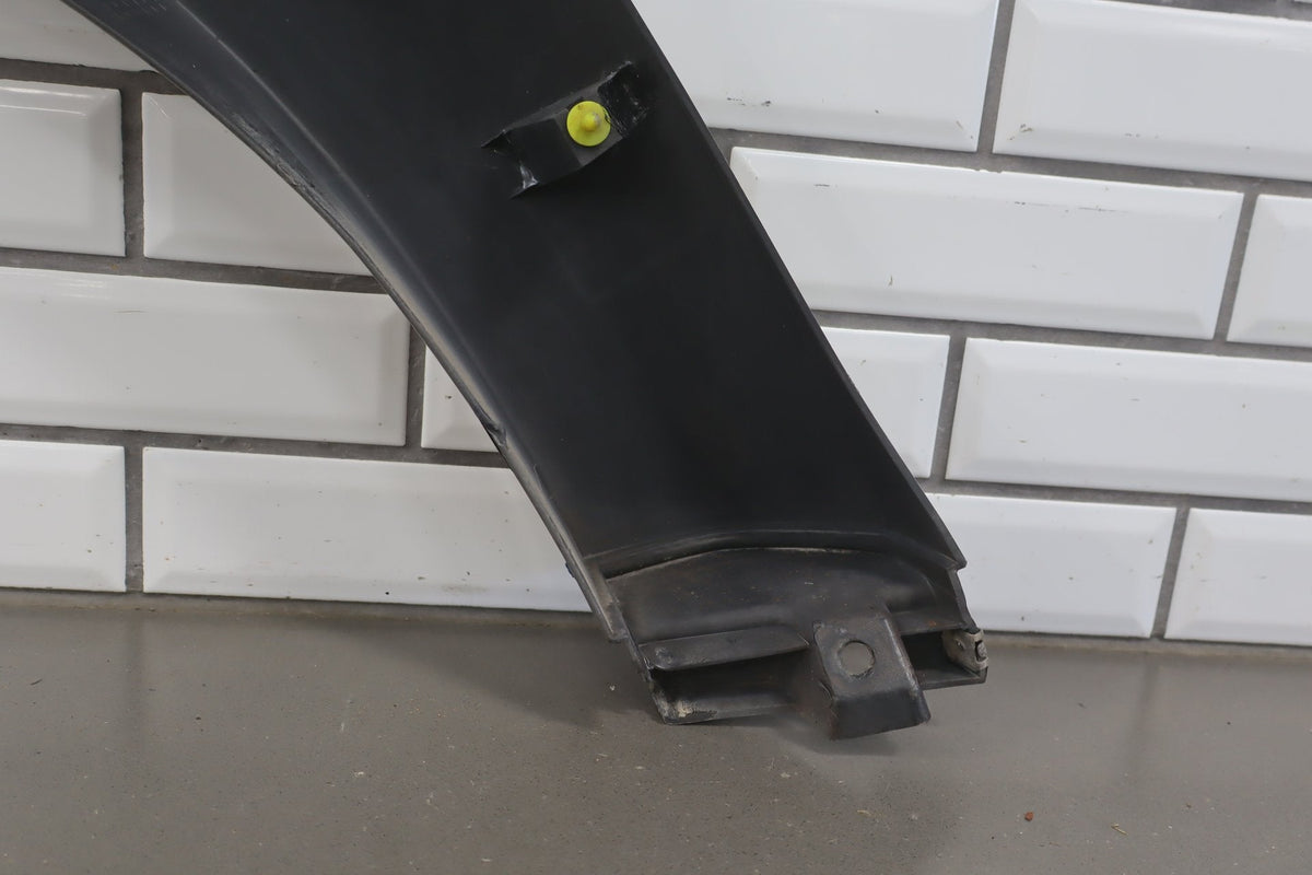 1996-1997 Toyota Land Cruiser Right Fender Molding