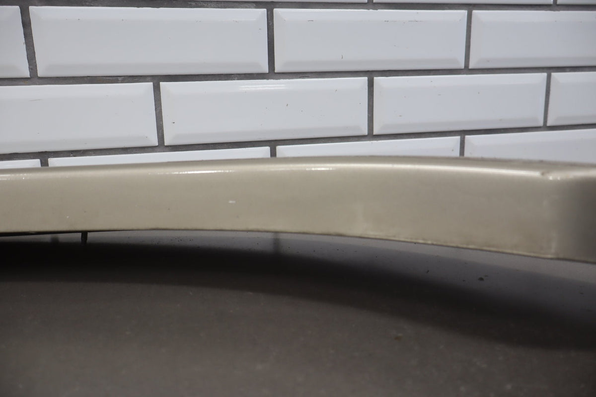 1996-1997 Toyota Land Cruiser Right Fender Molding
