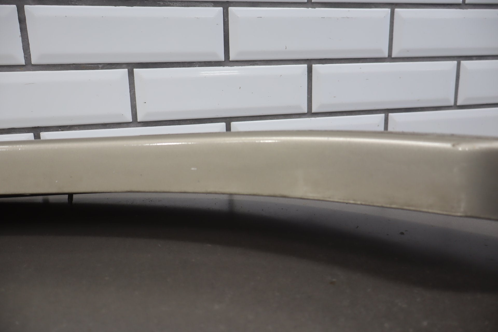 1996-1997 Toyota Land Cruiser Right Fender Molding