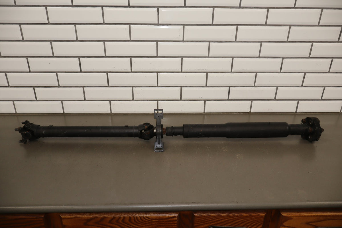 1996-1998 BMW Z3 1.9i Manual Transmission Rear Drive Shaft