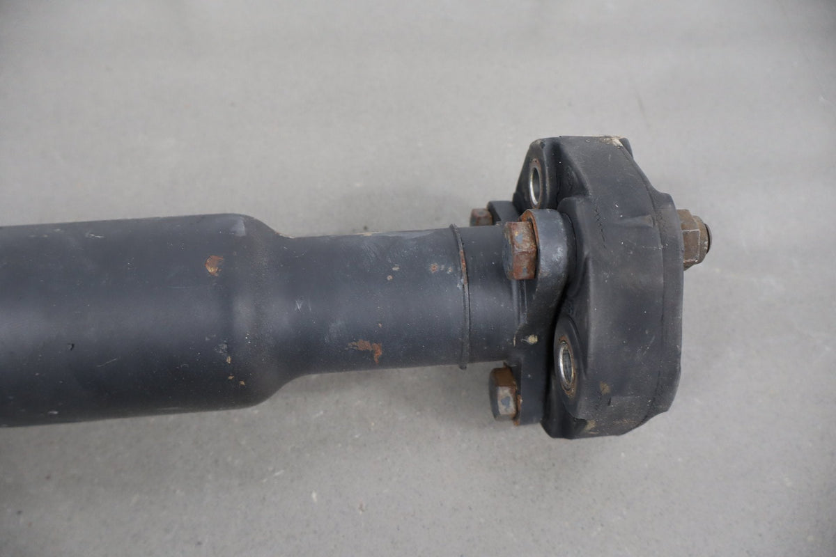 1996-1998 BMW Z3 1.9i Manual Transmission Rear Drive Shaft