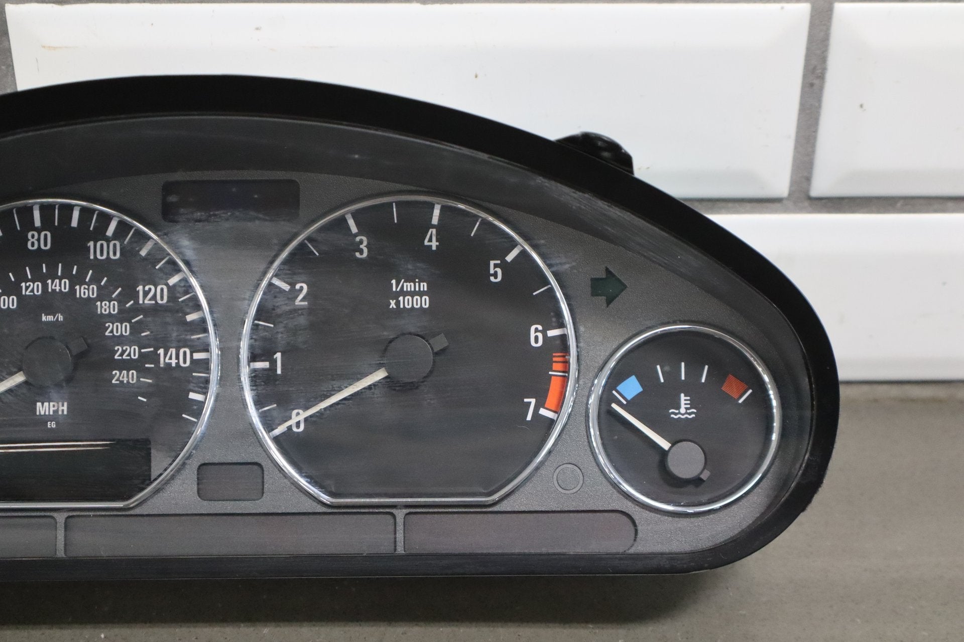 1996-1998 BMW Z3 1.9i Manual Transmission Speedometer 121984 Miles