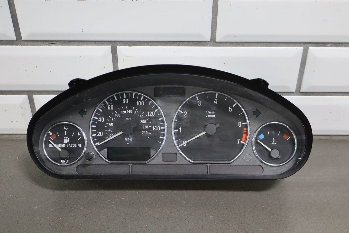 1996-1998 BMW Z3 1.9i Manual Transmission Speedometer 121984 Miles