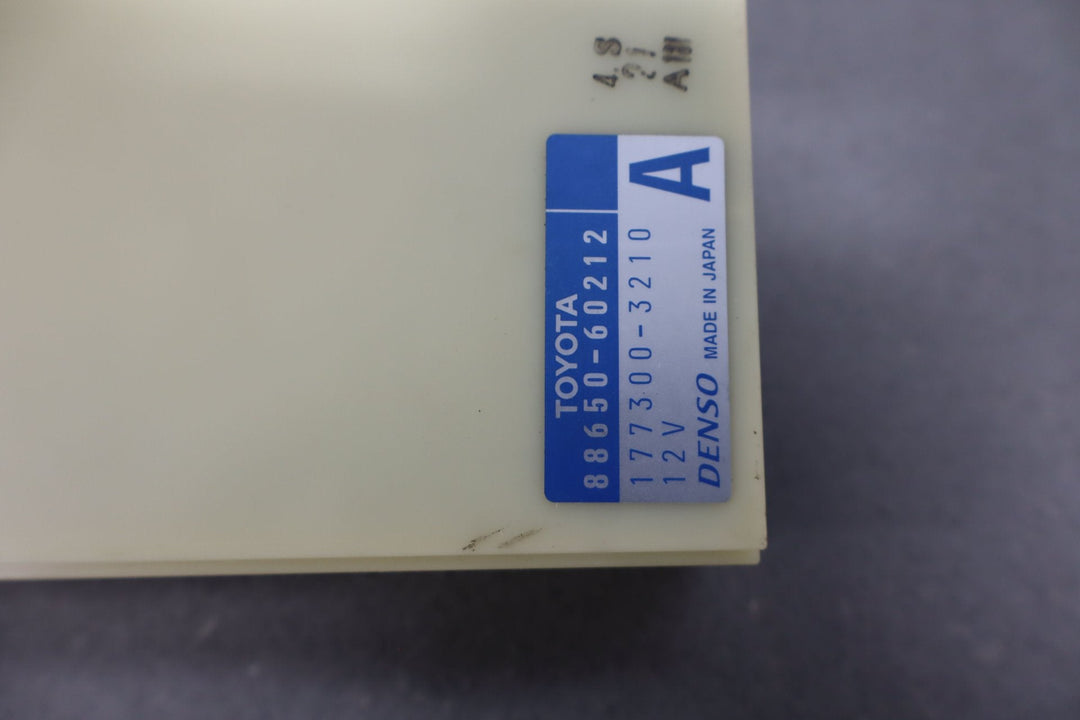 1996 - 1998 Lexus LX450 Air Conditioning Amplifier Module