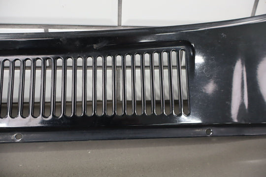 1996 - 1998 Lexus LX450 Front Center Cowl Vent Panel