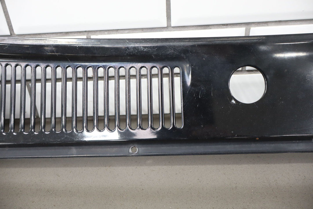 1996 - 1998 Lexus LX450 Front Center Cowl Vent Panel