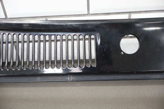 1996 - 1998 Lexus LX450 Front Center Cowl Vent Panel