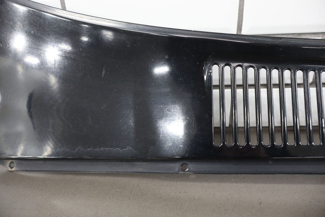 1996 - 1998 Lexus LX450 Front Center Cowl Vent Panel