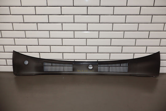 1996 - 1998 Lexus LX450 Front Center Cowl Vent Panel