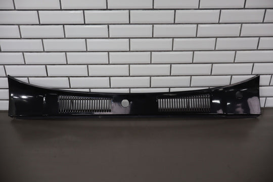 1996 - 1998 Lexus LX450 Front Center Cowl Vent Panel