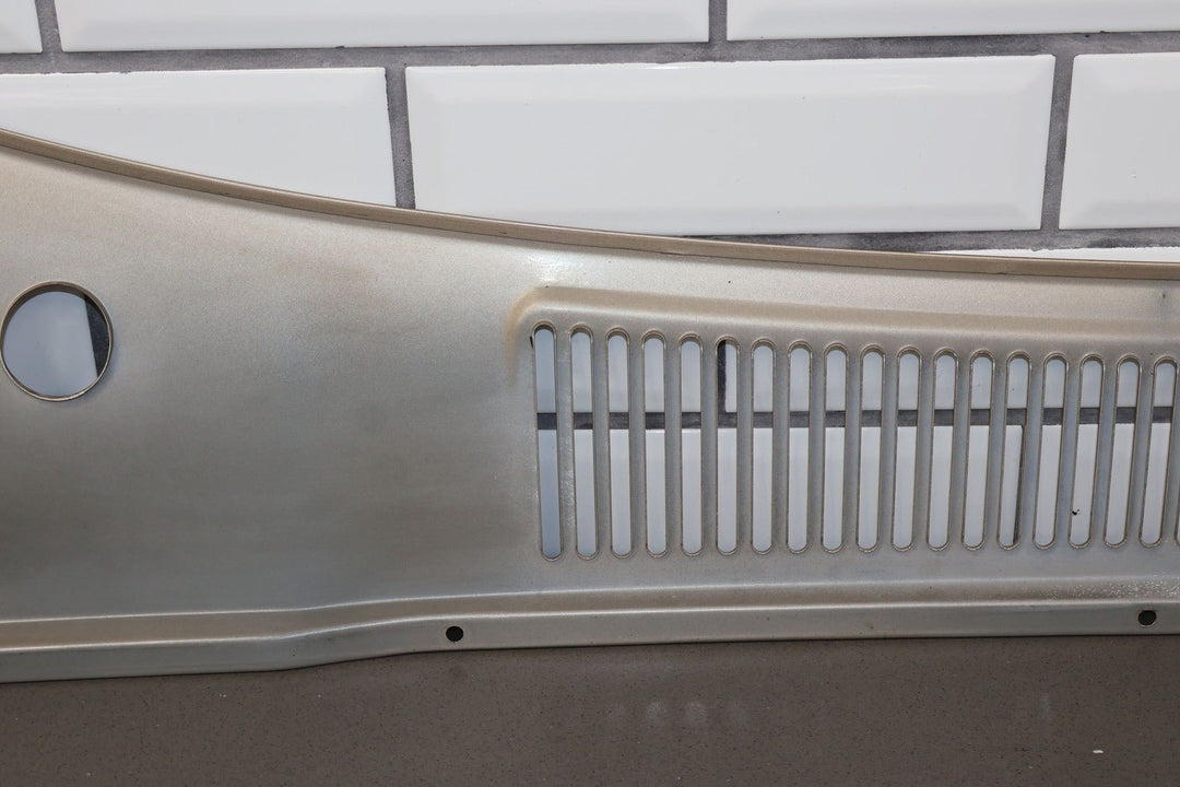 1996 - 1998 Lexus LX450 Front Center Cowl Vent Panel (Cashmere Beige 4M9) Dented