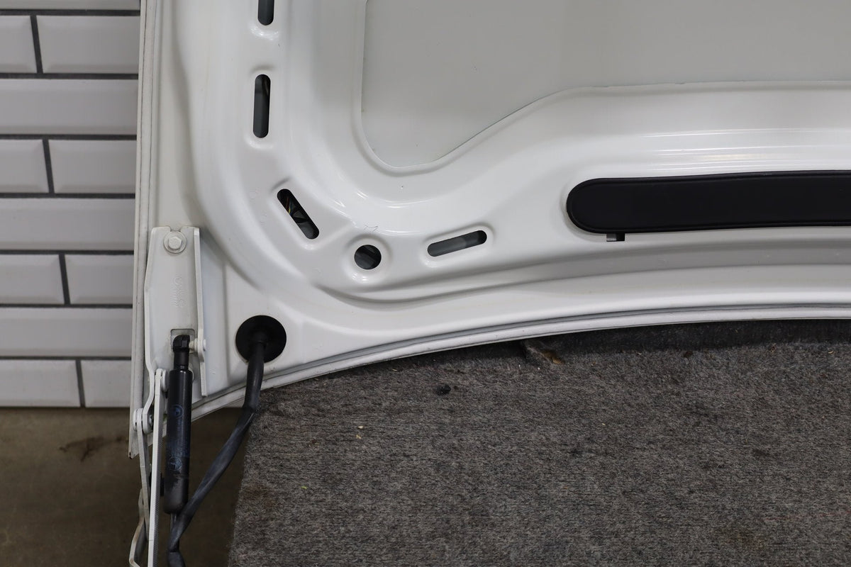 1996-1999 BMW Z3 1.9i Decklid/Tailgate White