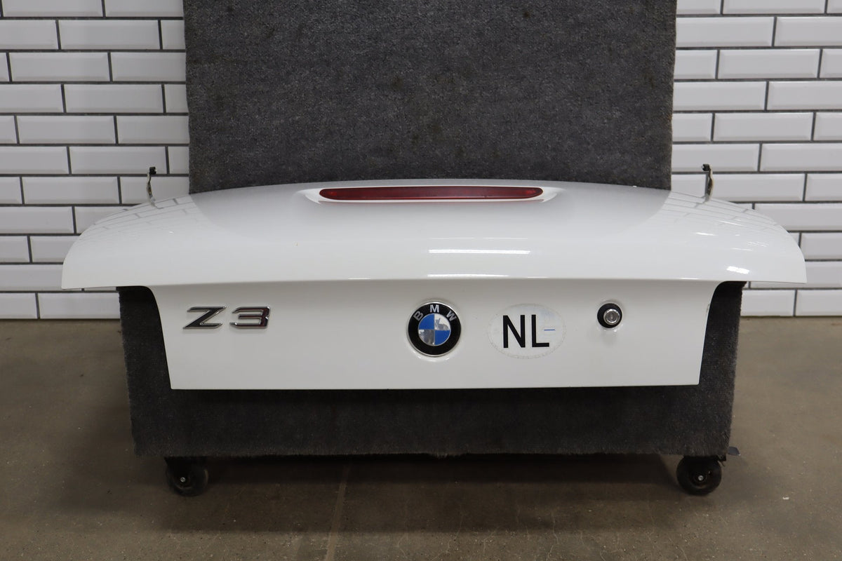 1996-1999 BMW Z3 1.9i Decklid/Tailgate White