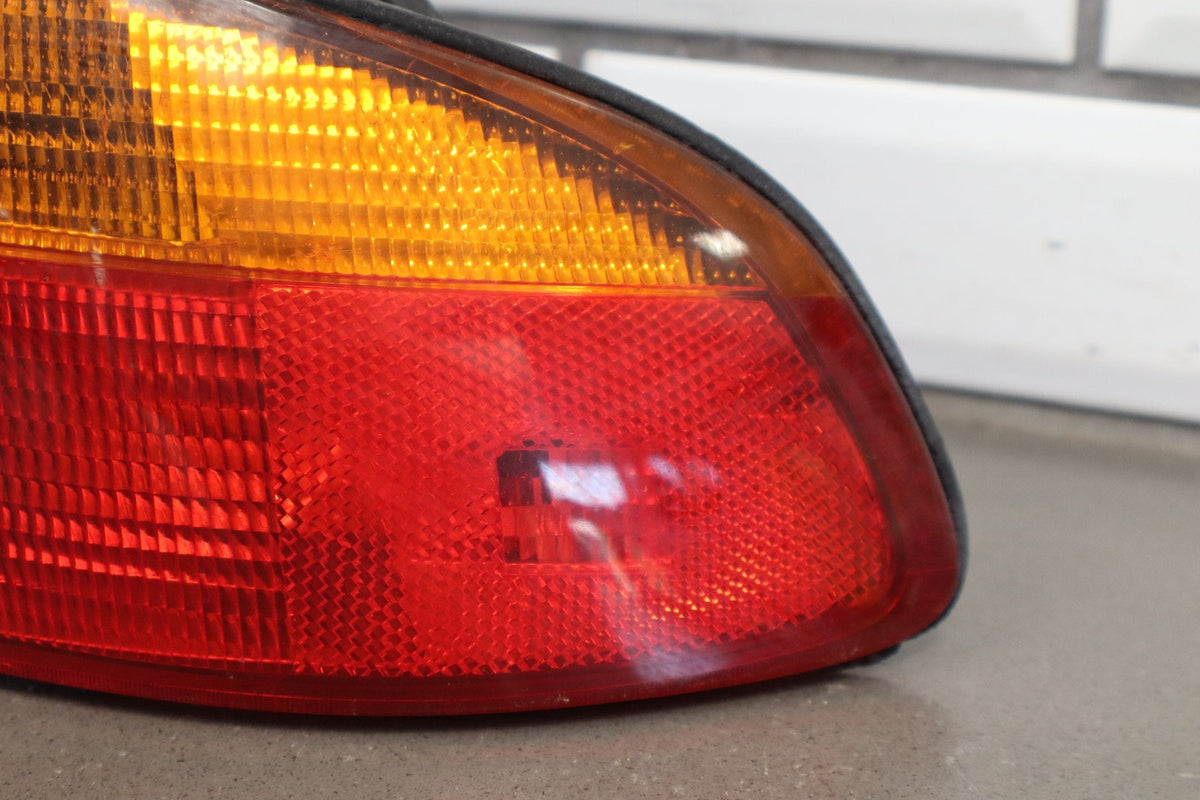 1996-1999 BMW Z3 RH Right Tail Light OEM 63218389714