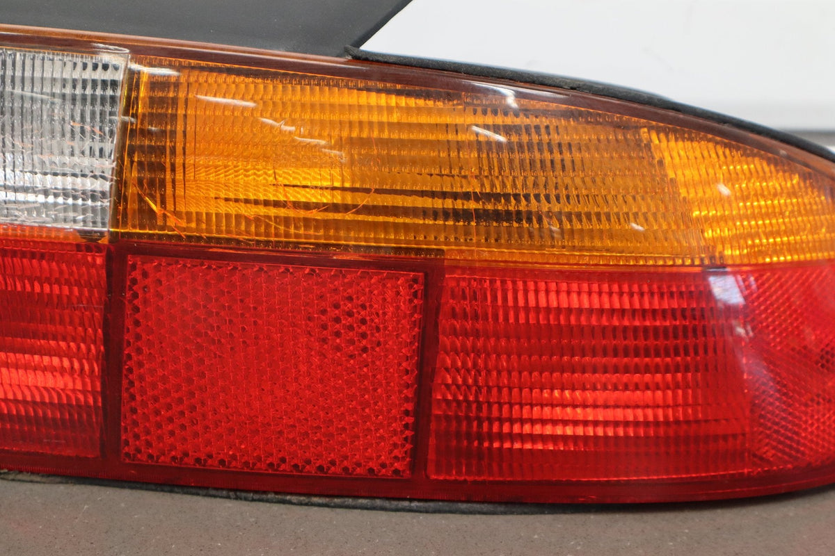 1996-1999 BMW Z3 RH Right Tail Light OEM 63218389714